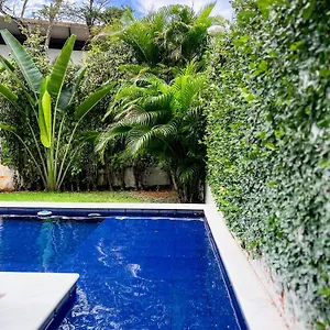 la-reserve-villa-tropicana.santa-catarina-brasil.com/